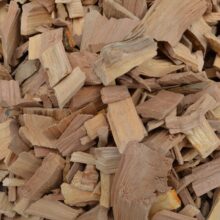 Hardwood smoking wood chips cherry,