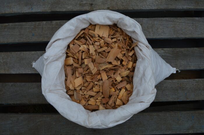 Hardwood Chip for wood smokers cherry flavour,